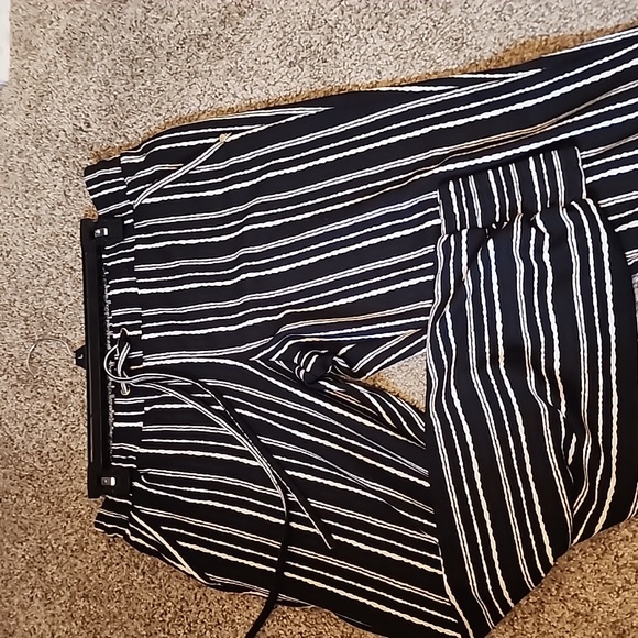 Summer panta with elastic leg bottoms - Picture 9 of 9